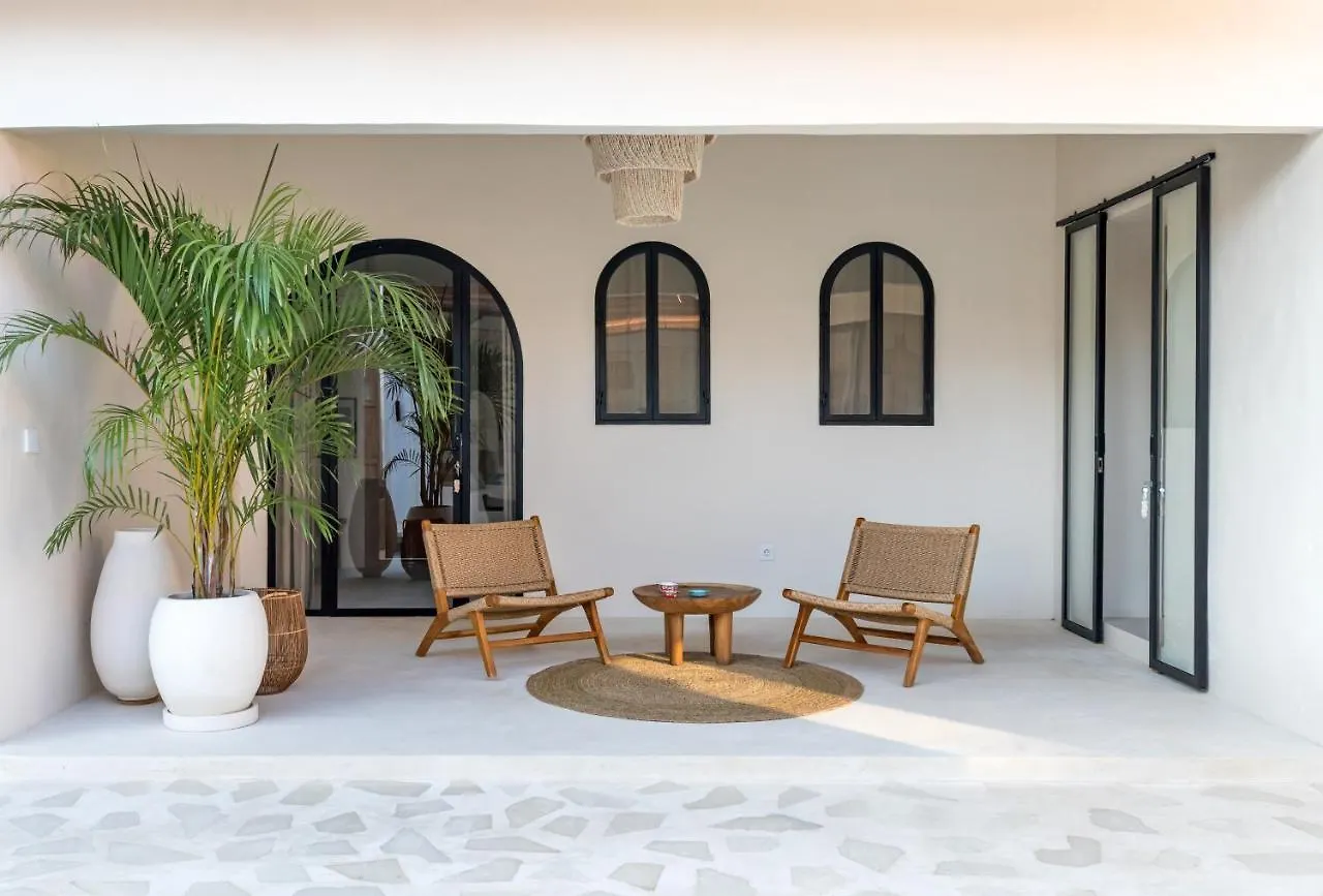 Casa Adem - Modern & Trendy 3Br Villa In Seminyak, 10 Minutes To The Beach With Private Pool