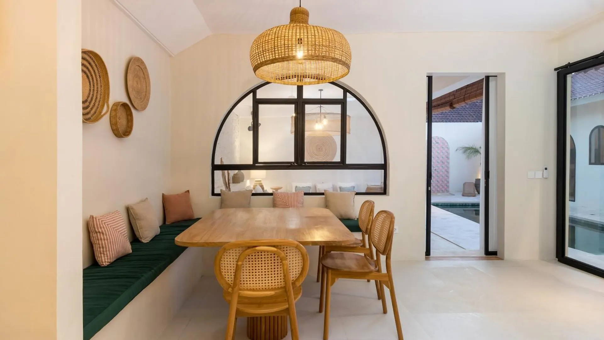 Casa Adem - Modern & Trendy 3Br Villa In Seminyak, 10 Minutes To The Beach With Private Pool