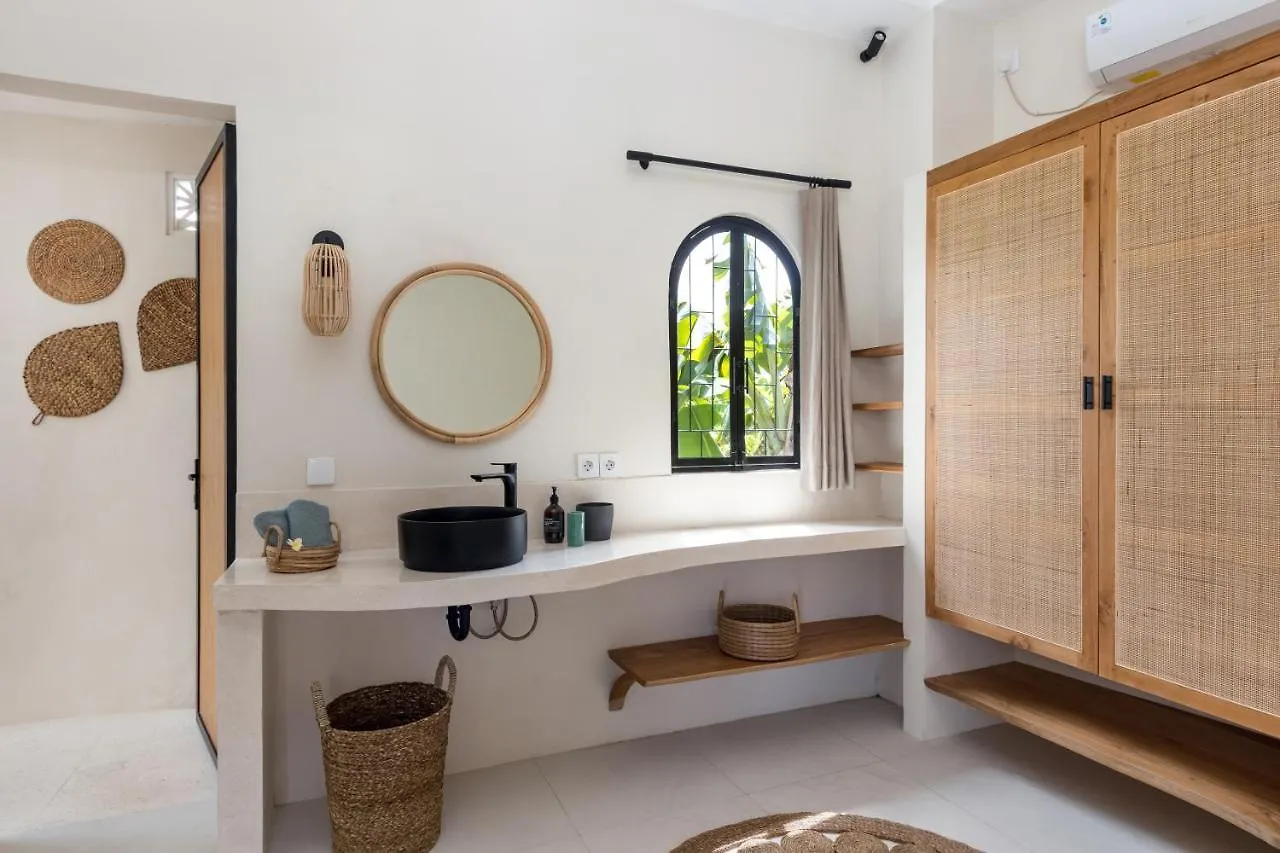 Casa Adem - Modern & Trendy 3Br Villa In Seminyak, 10 Minutes To The Beach With Private Pool 0*,